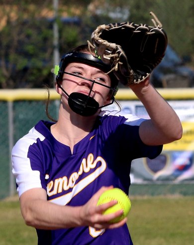 Ashtyn Lucas pitching Tuesday afternoon at Hanford High School. The Tigers lost the game to Hanford 6-1.